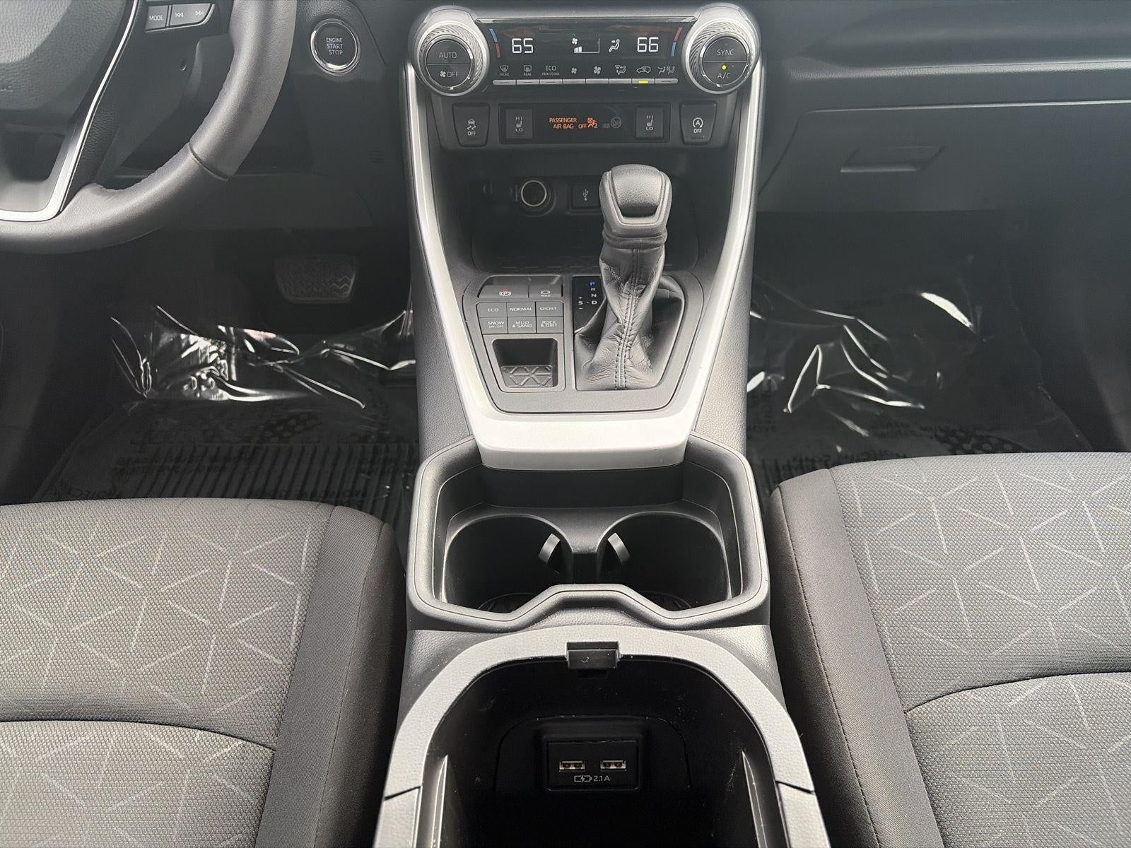 2021 Toyota RAV4 XLE AWD