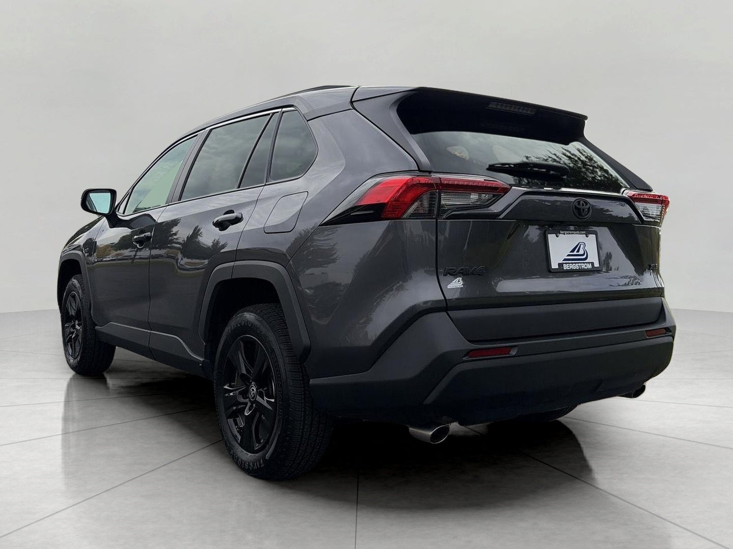 2021 Toyota RAV4 XLE AWD