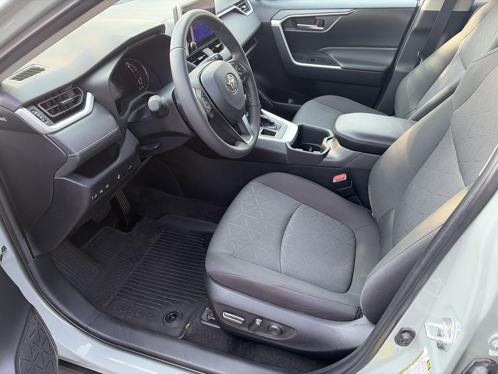 2023 Toyota RAV4 XLE AWD