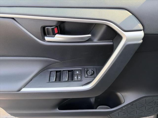 2023 Toyota RAV4 XLE AWD