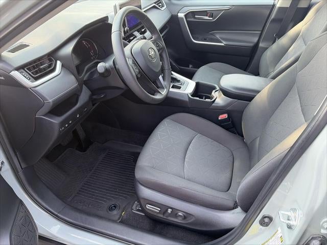2023 Toyota RAV4 XLE AWD
