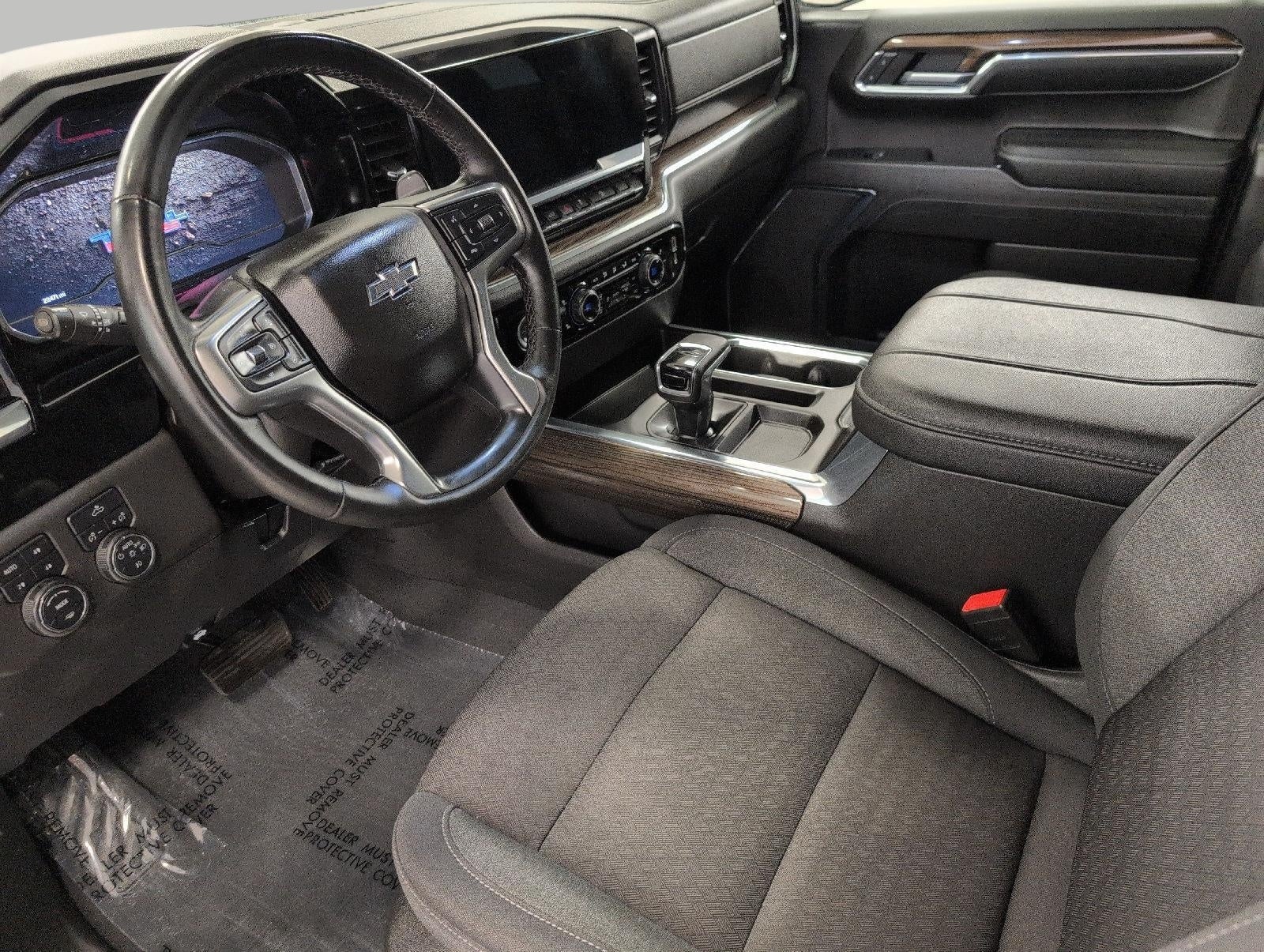 2023 Chevrolet Silverado 1500 4WD Crew Cab 147 LT Trail Boss