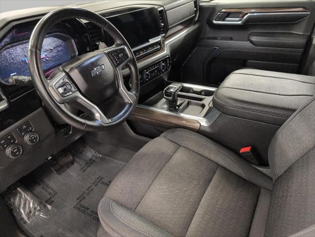 2023 Chevrolet Silverado 1500 4WD Crew Cab 147 LT Trail Boss