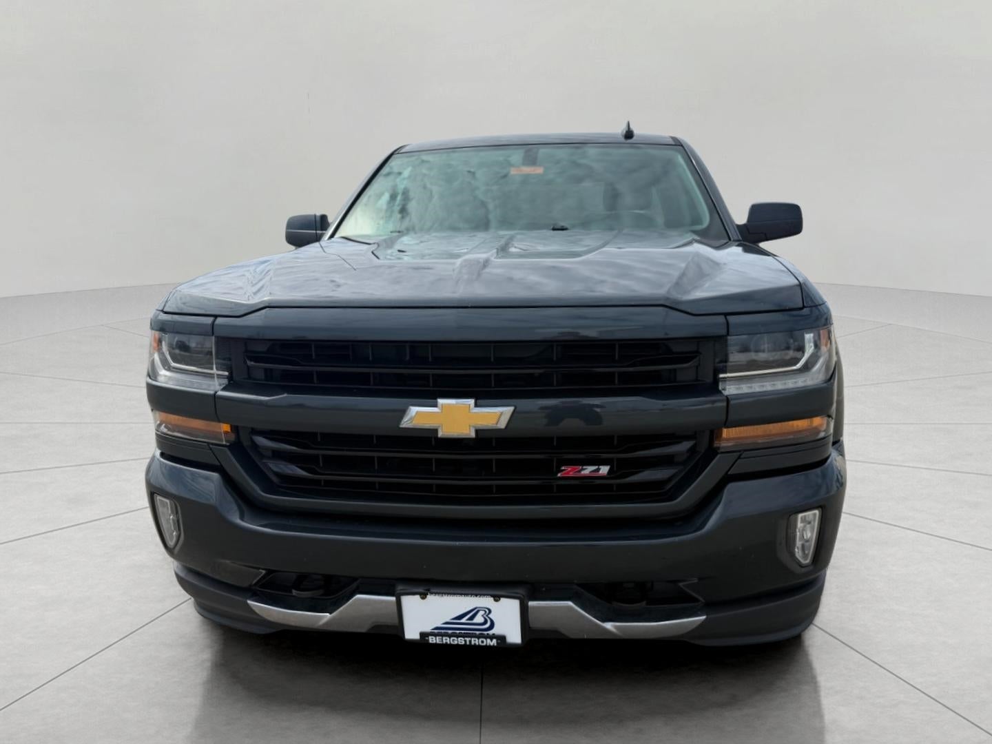 2017 Chevrolet Silverado 1500 4WD Crew Cab 143.5 LT w/2LT