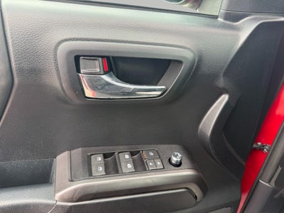 2017 Toyota Tacoma TRD Sport Double Cab 5' Bed V6 4x4 AT