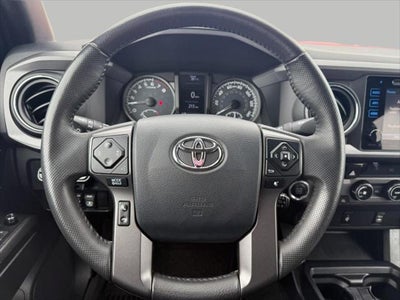2017 Toyota Tacoma TRD Sport Double Cab 5' Bed V6 4x4 AT