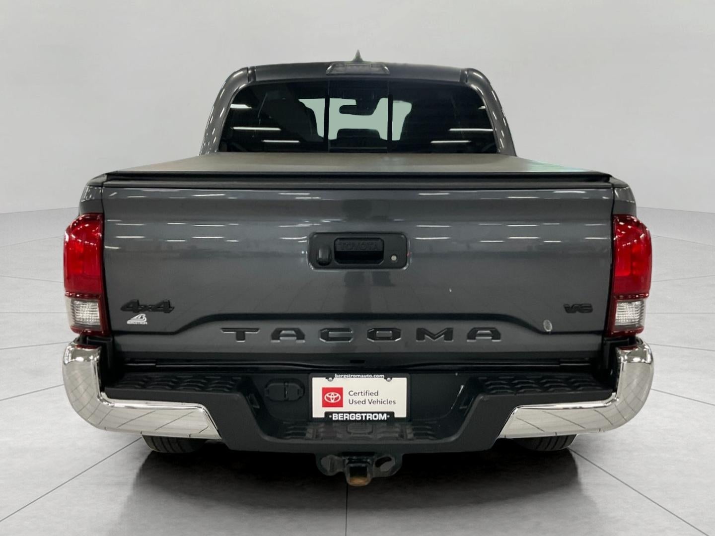 2022 Toyota Tacoma 4WD SR5 Double Cab 5' Bed V6 AT