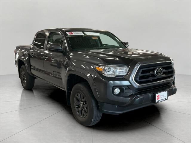 2022 Toyota Tacoma 4WD SR5 Double Cab 5' Bed V6 AT