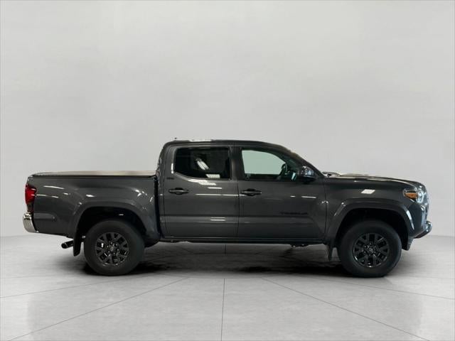 2022 Toyota Tacoma 4WD SR5 Double Cab 5' Bed V6 AT