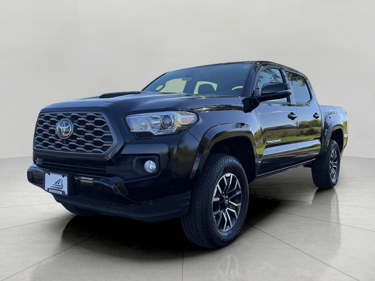 2023 Toyota TACOMA 4WD TRD SPORT