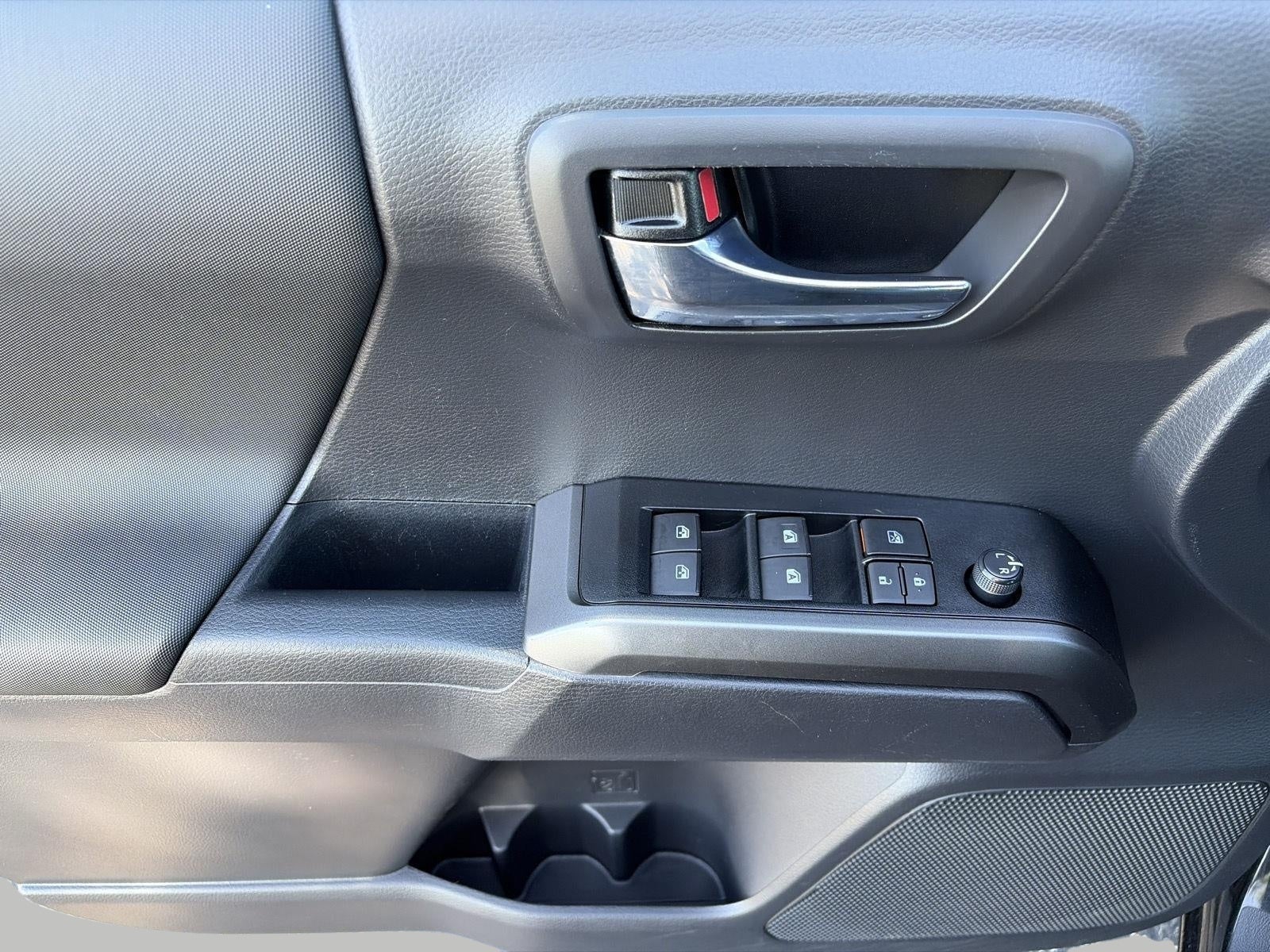 2023 Toyota TACOMA 4WD TRD SPORT