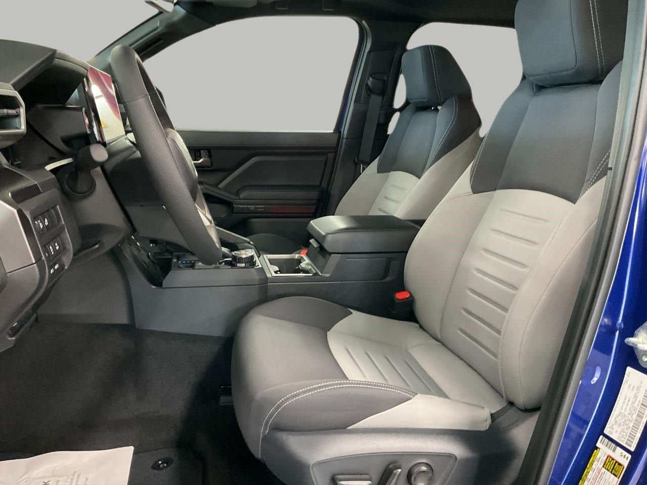 2025 Toyota Tacoma 4WD TRD Sport Double Cab 5' Bed AT