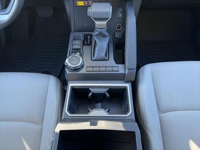2024 Toyota TACOMA 4WD SR5