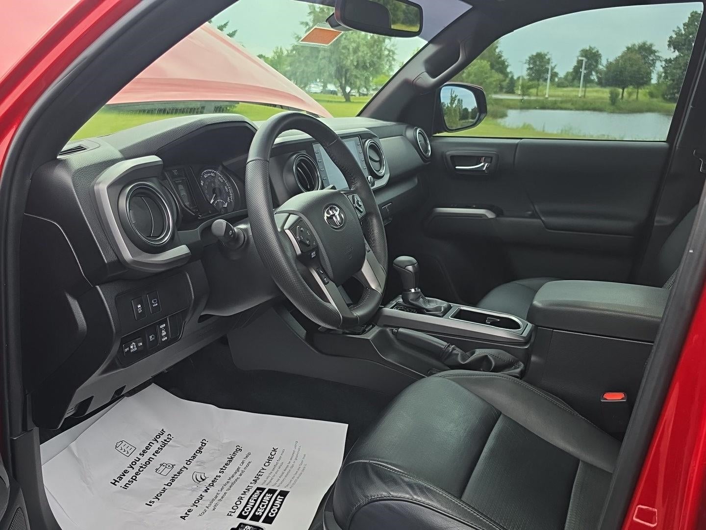 2023 Toyota TACOMA 4WD TRD OFF-ROAD