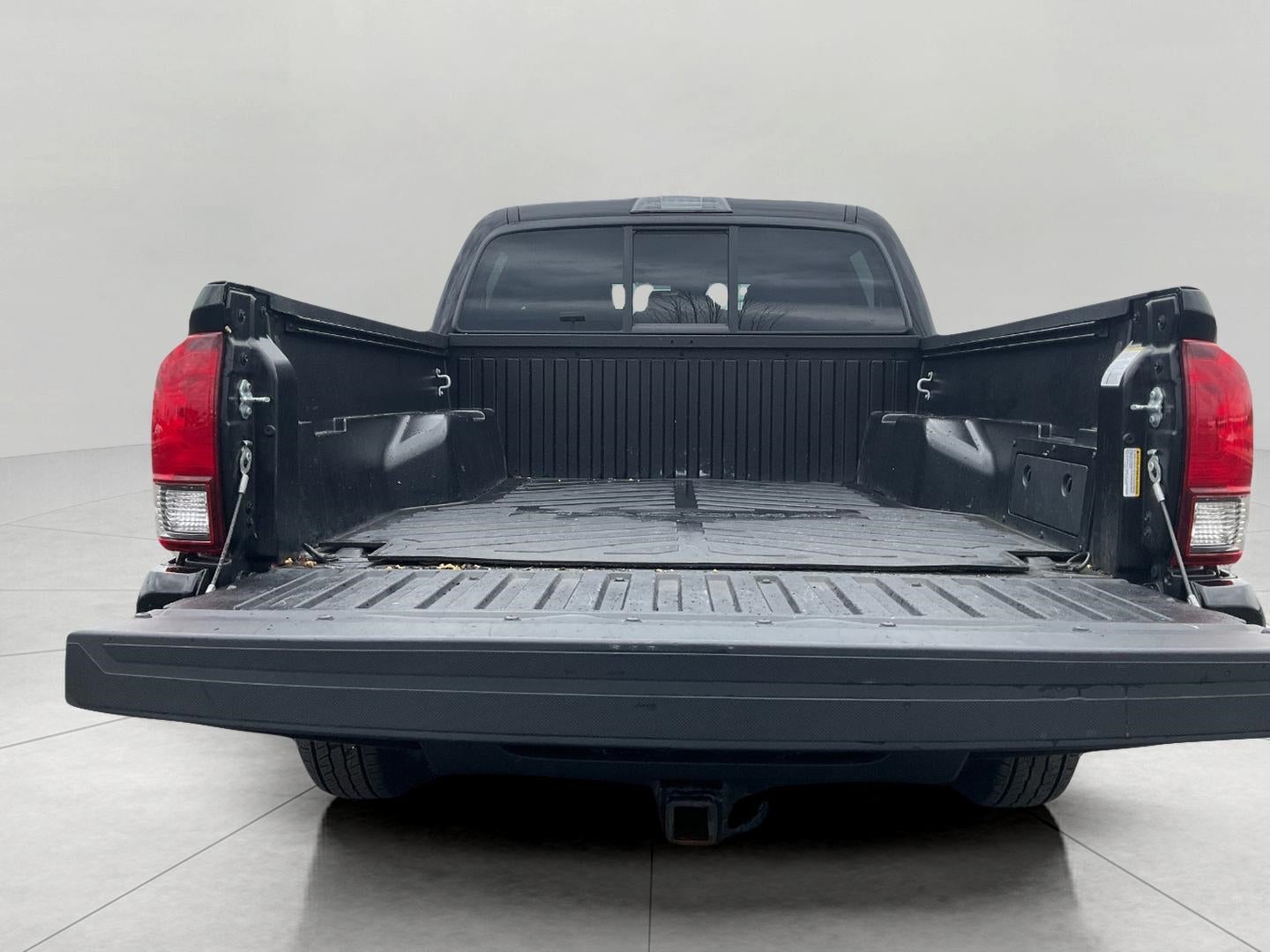 2023 Toyota Tacoma 4WD SR Double Cab 5' Bed V6 AT