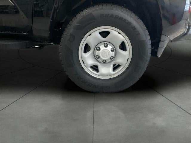 2023 Toyota Tacoma 4WD SR Double Cab 5' Bed V6 AT