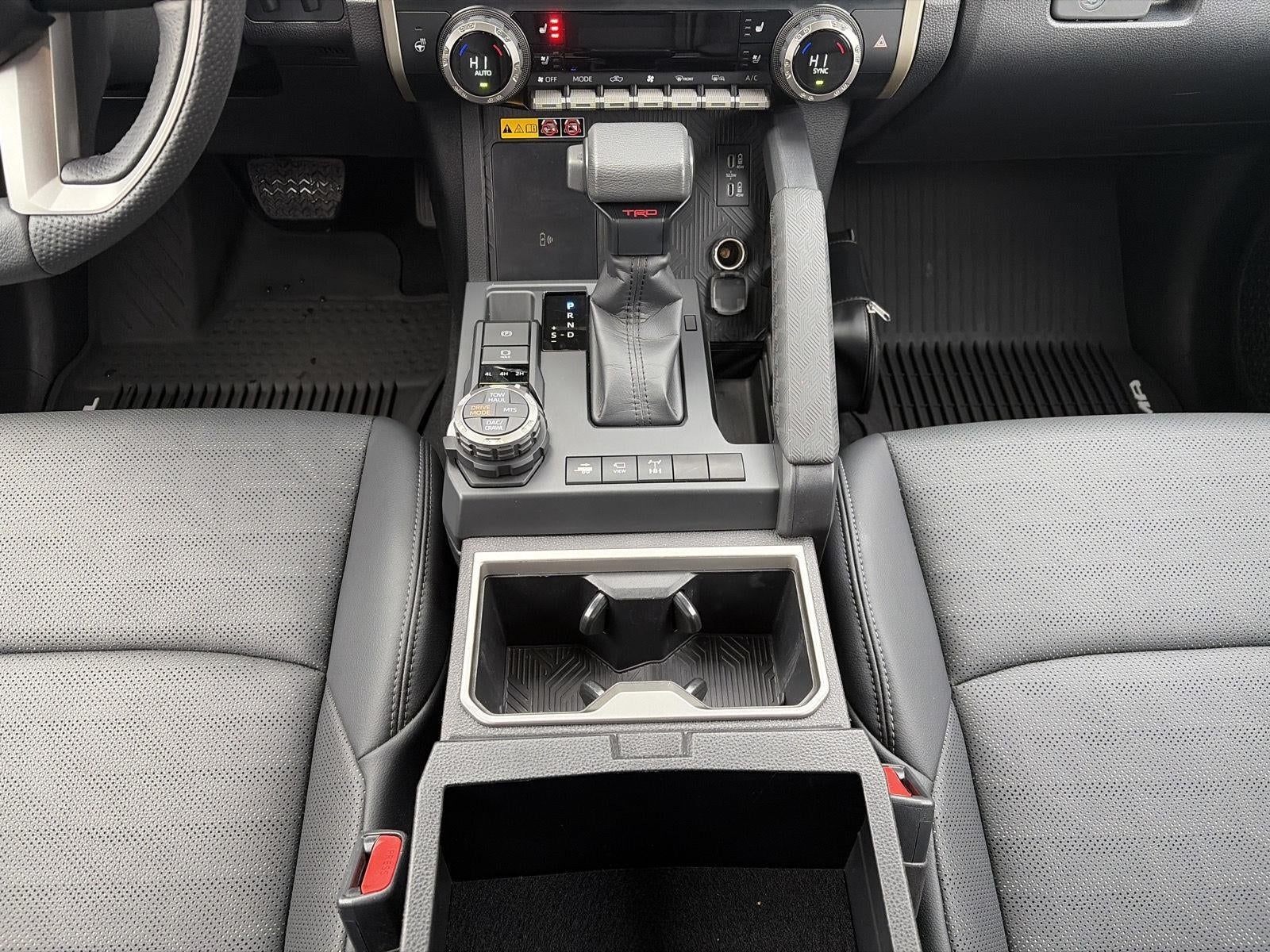2025 Toyota Tacoma 4WD TRD Off Road Hybrid Double Cab 5' Bed AT