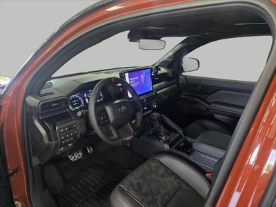 2024 Toyota Tacoma 4WD TRD Pro Hybrid Double Cab 5' Bed AT