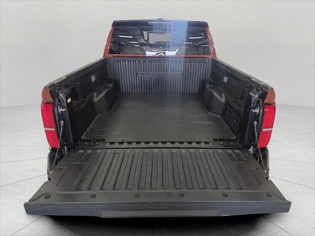 2024 Toyota Tacoma 4WD TRD Pro Hybrid Double Cab 5' Bed AT