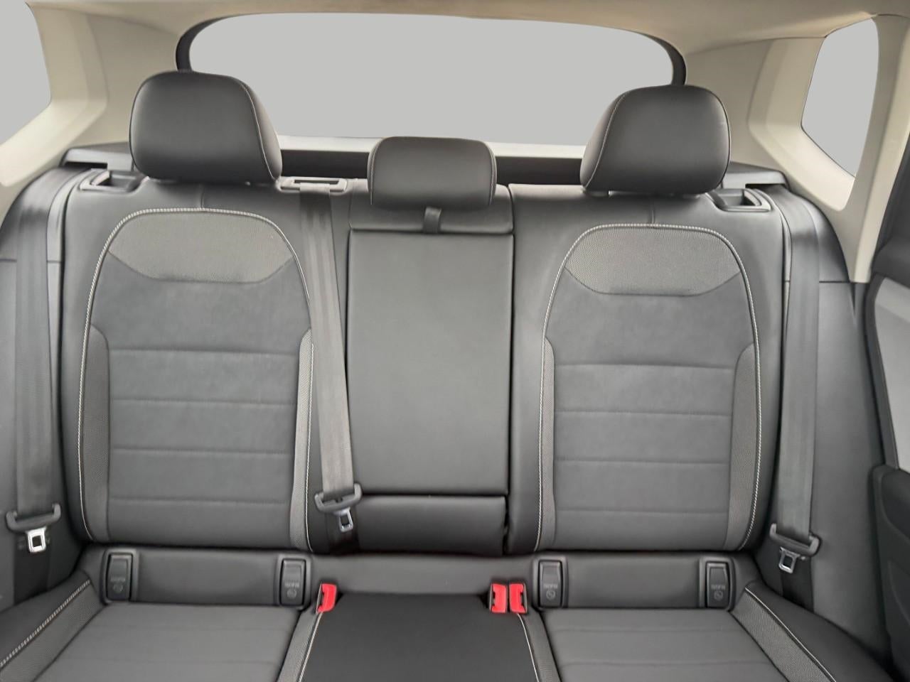 2022 Volkswagen Taos SE 4MOTION