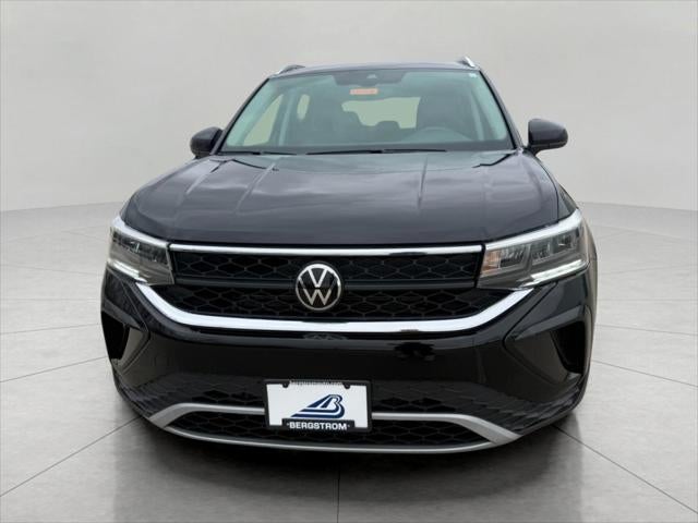 2022 Volkswagen Taos SE 4MOTION