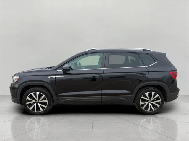 2022 Volkswagen Taos SE 4MOTION