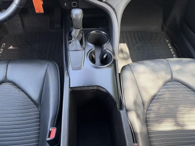 2019 Toyota Camry SE Auto
