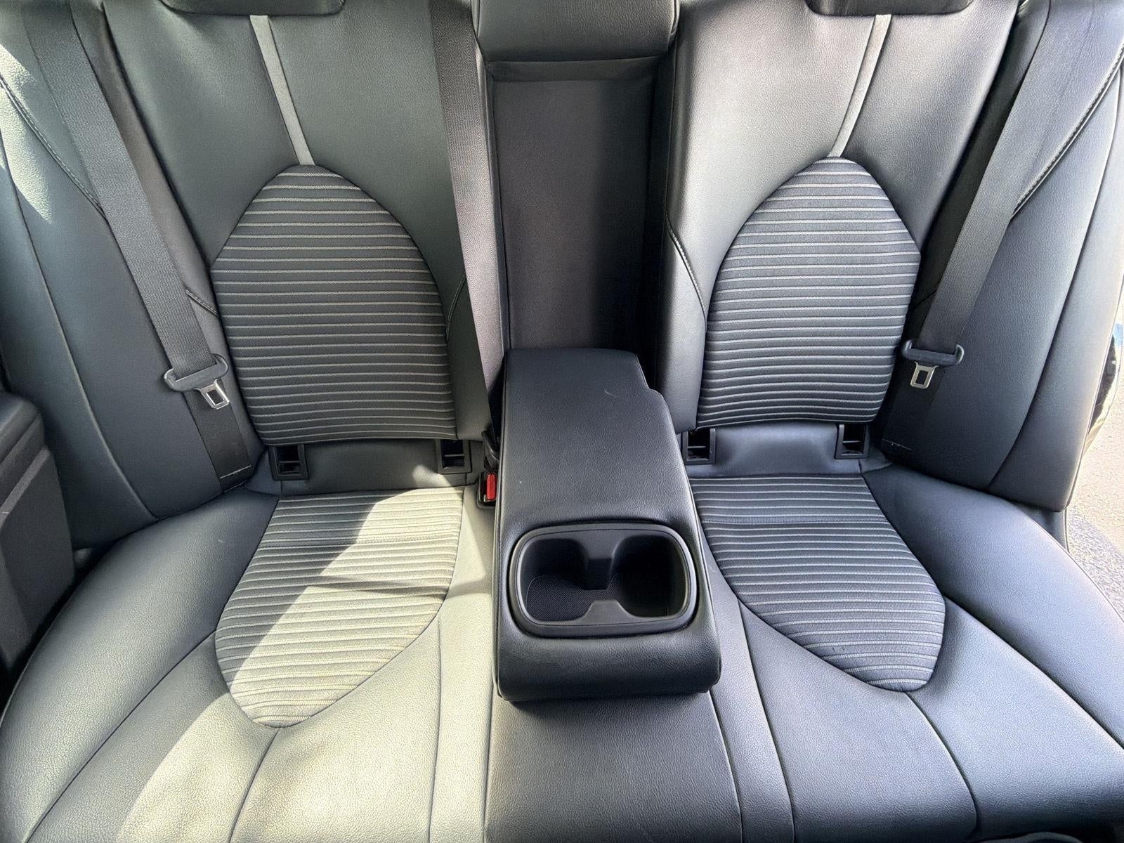 2019 Toyota Camry SE Auto