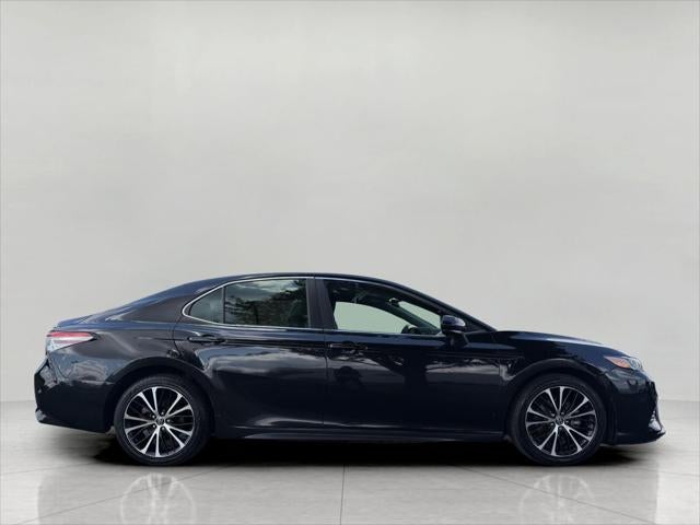 2019 Toyota Camry SE Auto