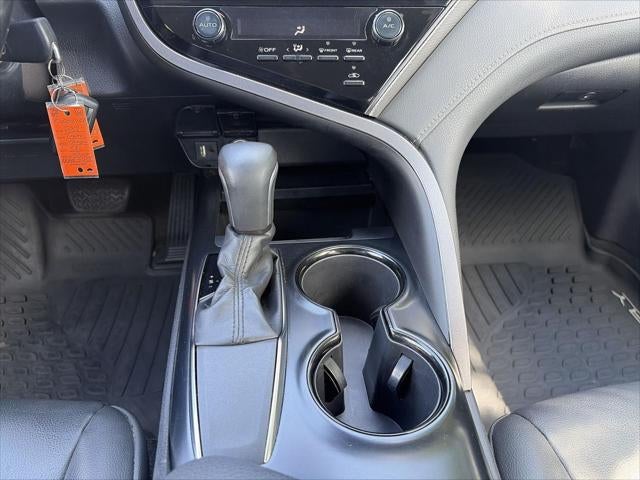 2019 Toyota Camry SE Auto