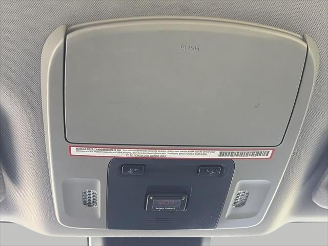 2019 Toyota Camry SE Auto