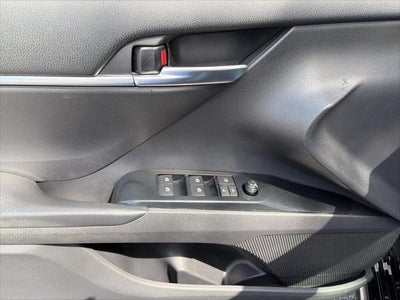 2019 Toyota Camry SE Auto