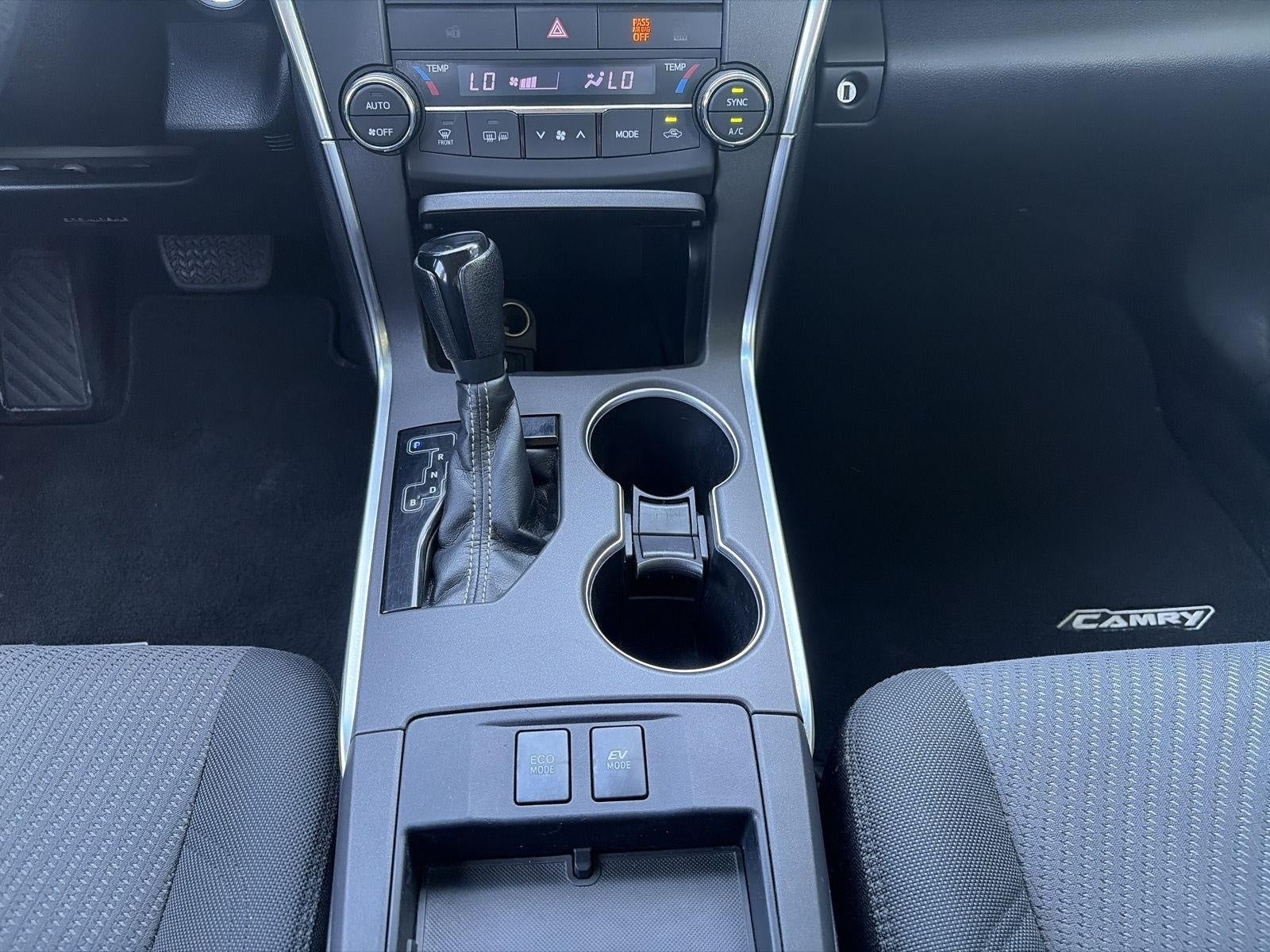 2016 Toyota Camry Hybrid 4dr Sdn LE
