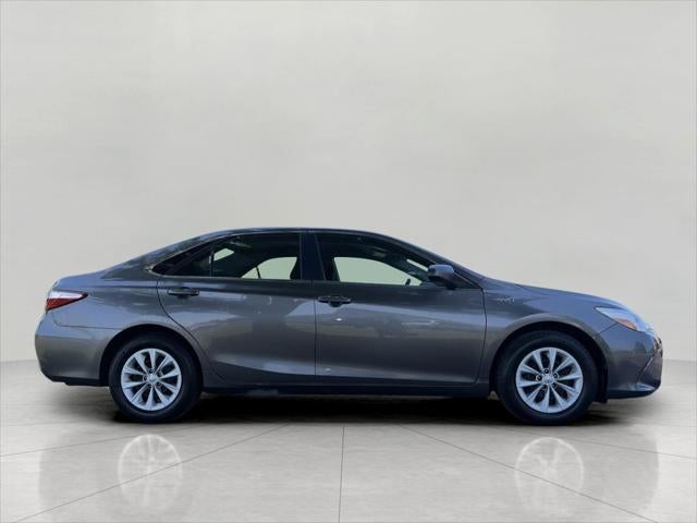 2016 Toyota Camry Hybrid 4dr Sdn LE