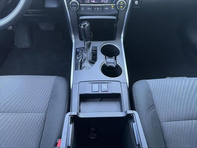 2016 Toyota Camry Hybrid 4dr Sdn LE