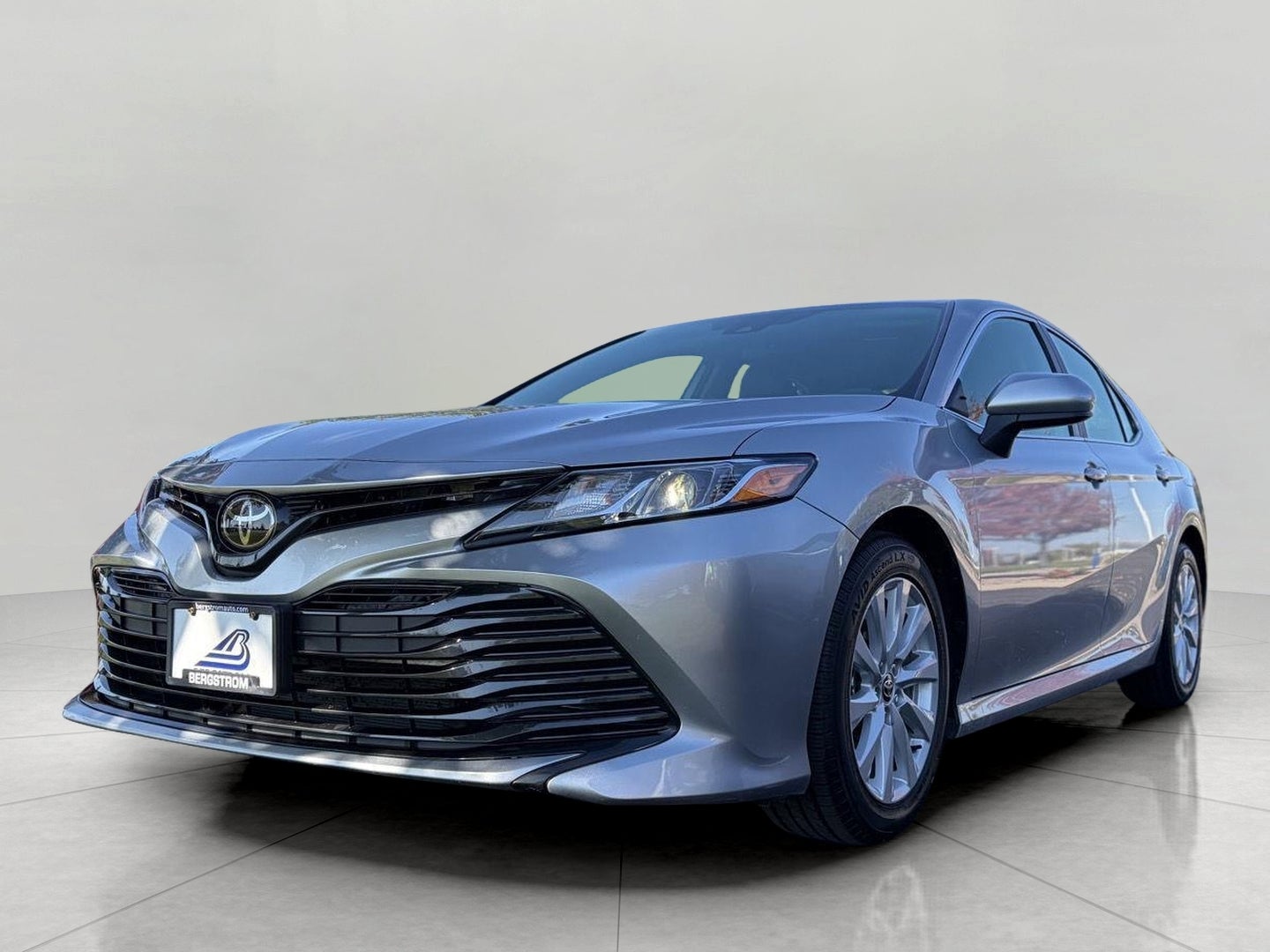 2020 Toyota Camry LE Auto