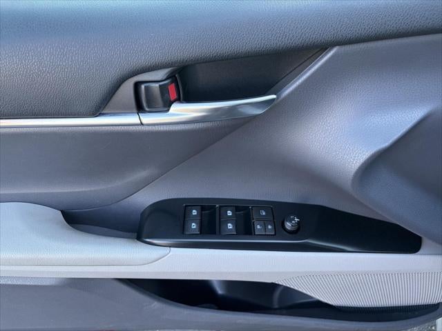2020 Toyota Camry LE Auto