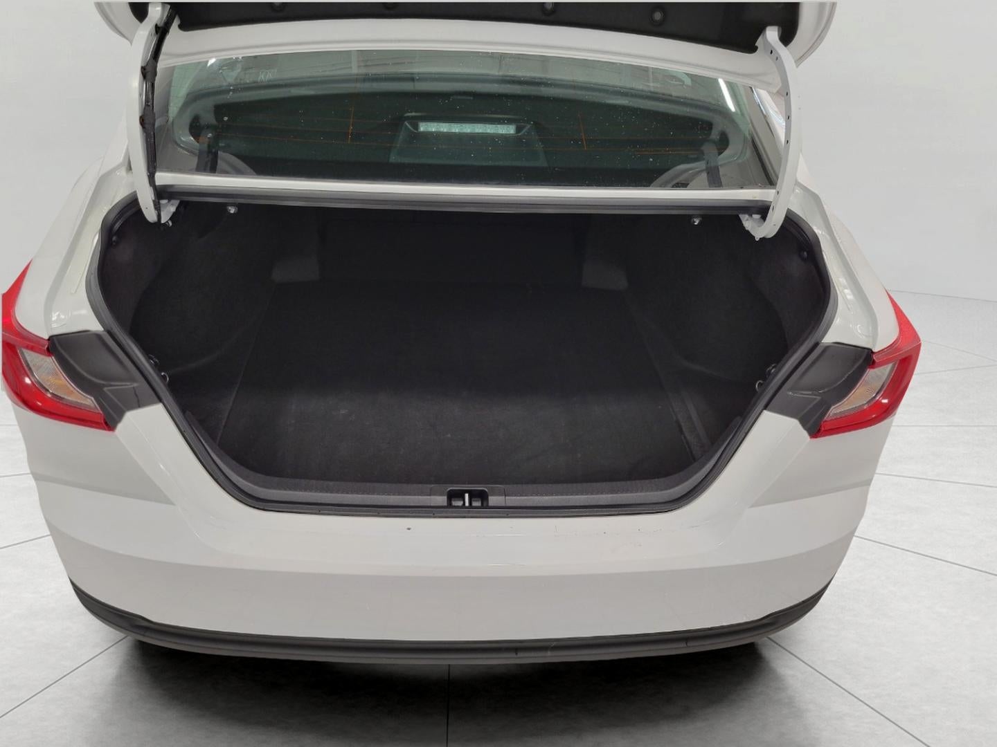 2025 Toyota CAMRY SEDAN