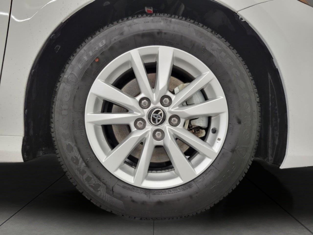 2025 Toyota CAMRY SEDAN