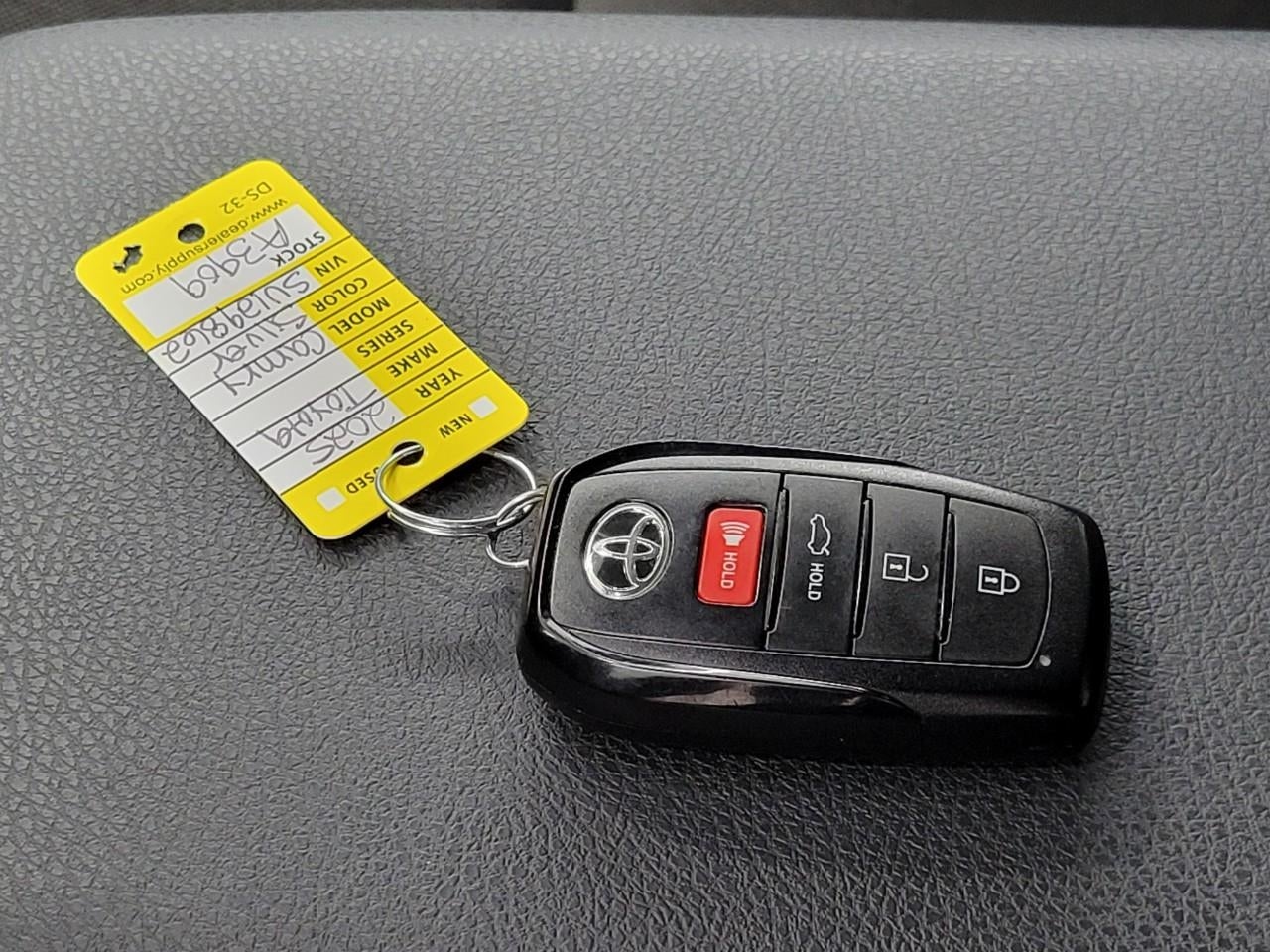 2025 Toyota CAMRY SEDAN