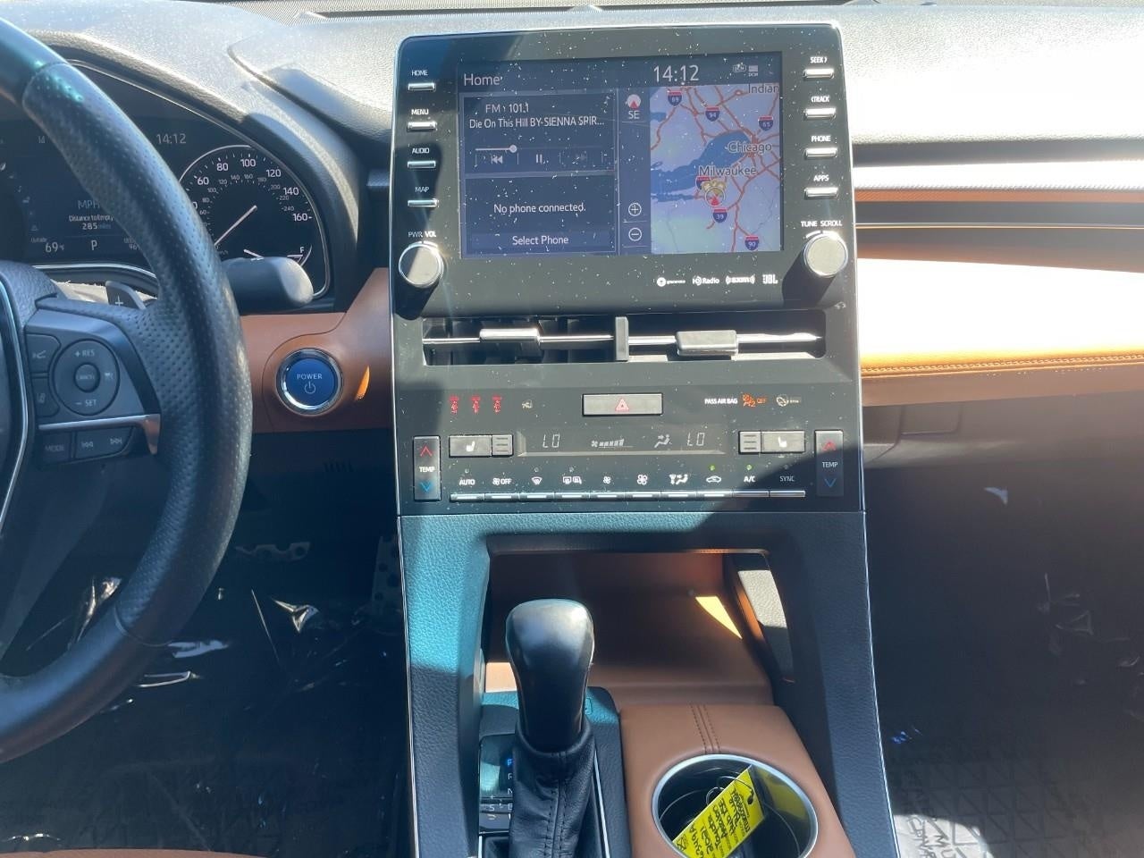 2021 Toyota Avalon Hybrid XSE FWD