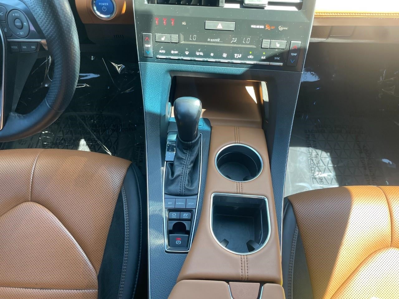 2021 Toyota Avalon Hybrid XSE FWD
