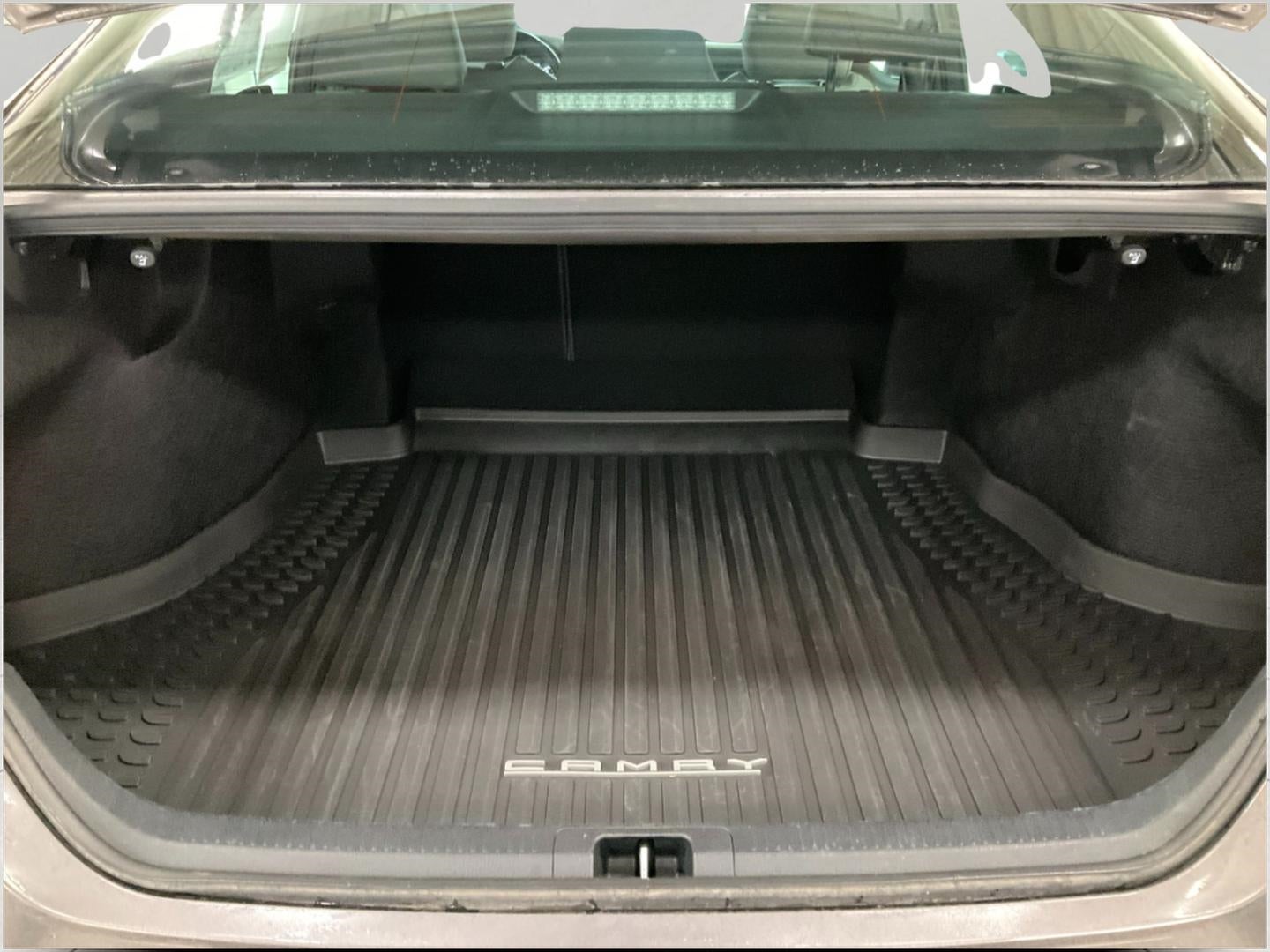 2023 Toyota Camry Hybrid XLE CVT