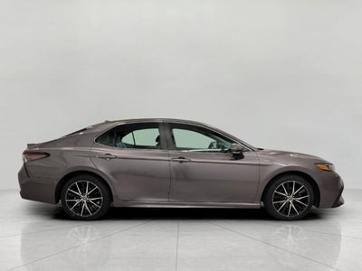 2023 Toyota Camry SE Auto