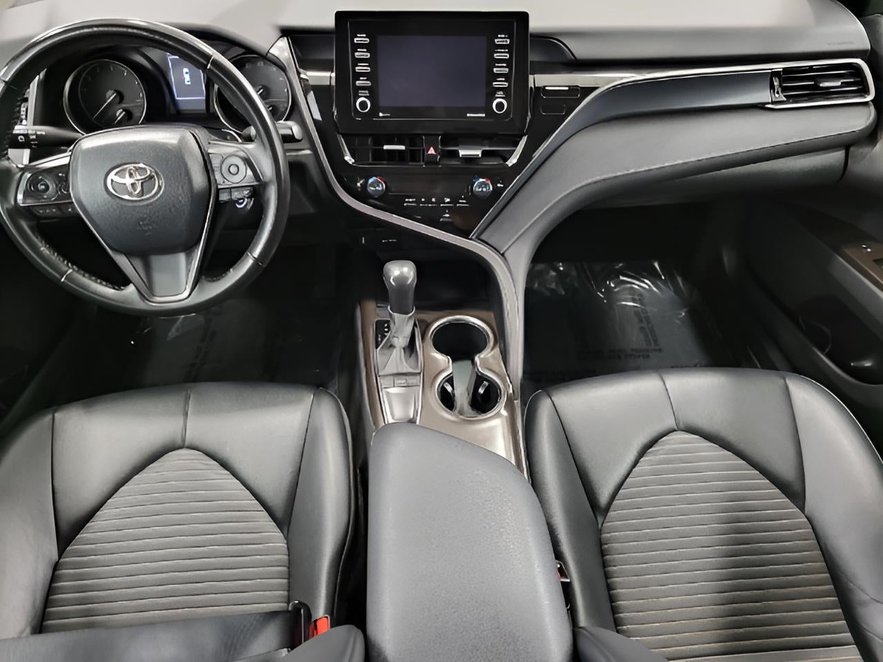 2023 Toyota Camry SE Auto