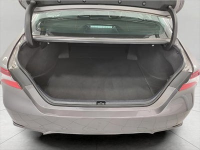 2023 Toyota Camry SE Auto