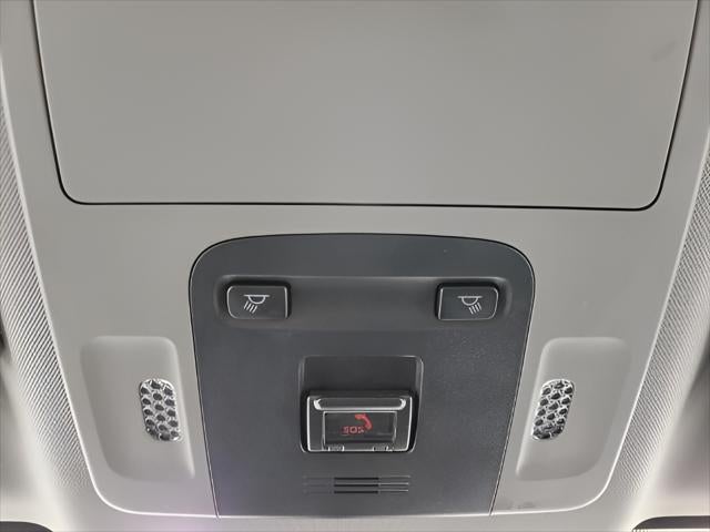 2023 Toyota Camry SE Auto