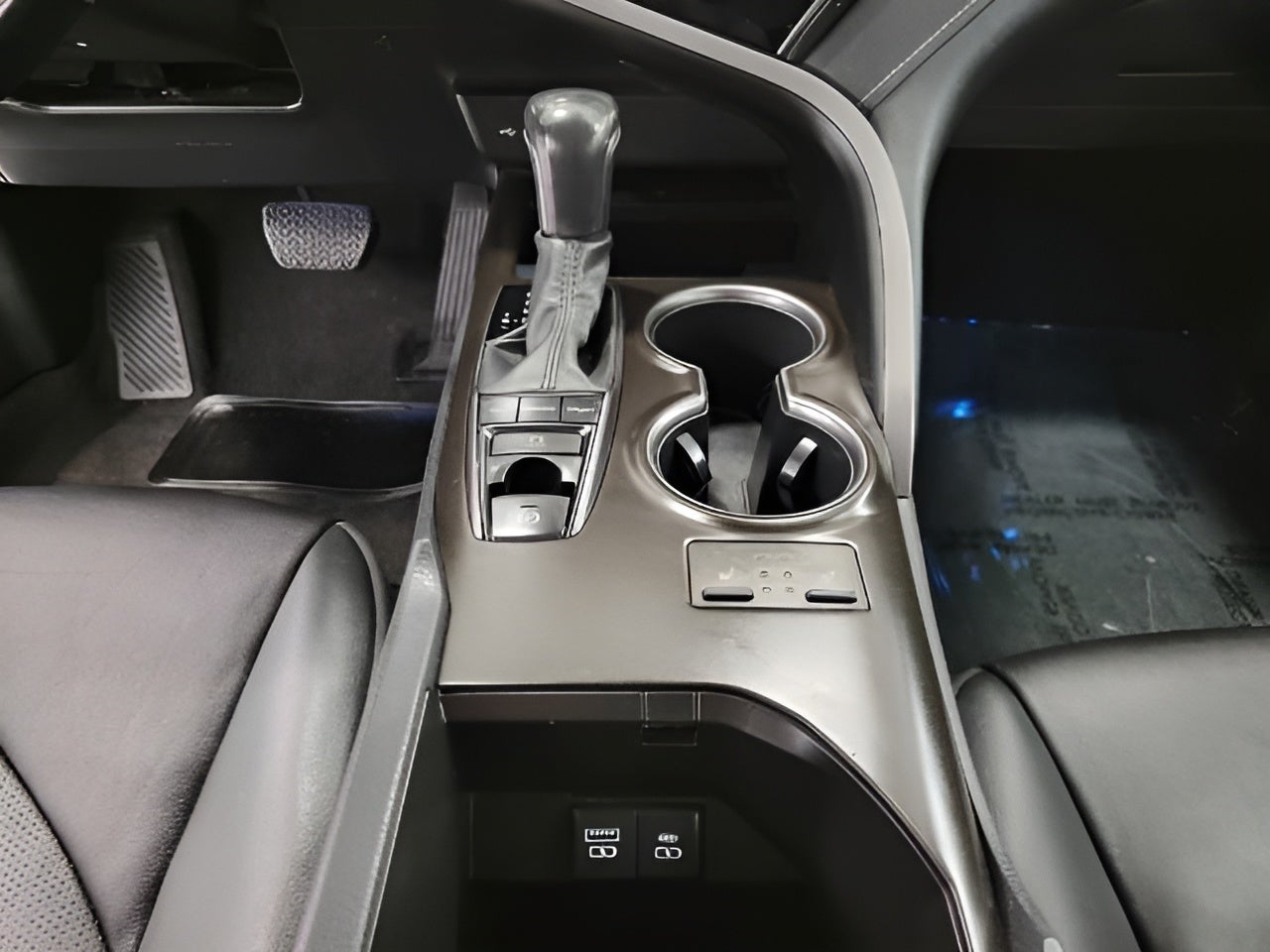 2023 Toyota Camry XSE Auto