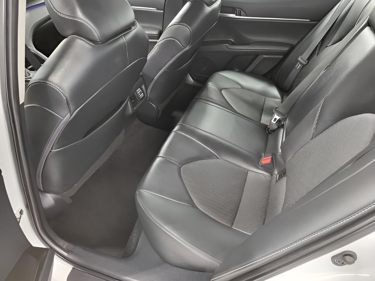 2023 Toyota Camry XSE Auto