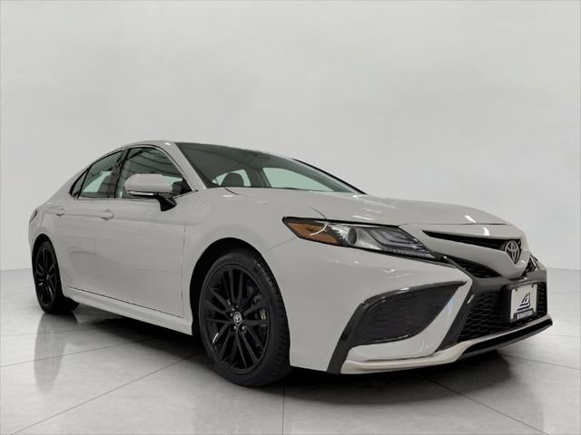 2023 Toyota Camry XSE Auto